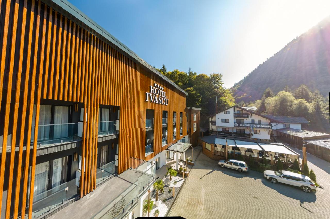Hotel Ivascu Moisei Exterior foto